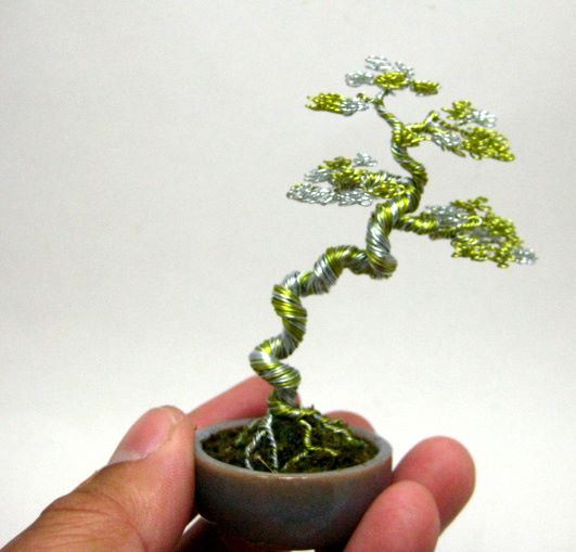 Wire_Bonsai_014.jpg